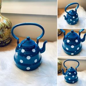 🦋2/$10 3/$15 4/$18 5/$20 Vintage Enamel Polka Dot Tea Pot